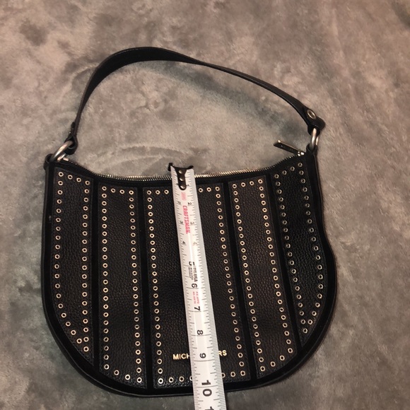 Used once … Michael Kors Brooklyn black with silver grommets purse - Picture 4 of 8